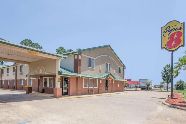 Gallery - Super 8 by Wyndham Natchitoches