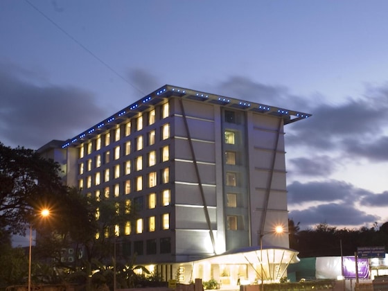 Gallery - Mirage Hotel