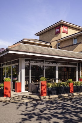 Gallery - ibis London Barking