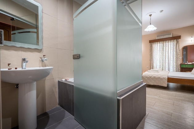 Gallery - Denise Beach Hotel