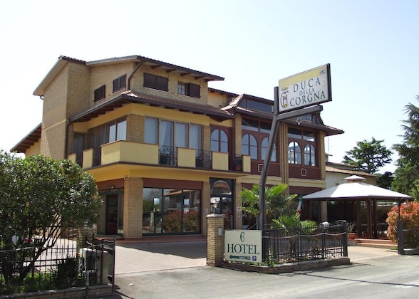Gallery - Hotel Duca Della Corgna