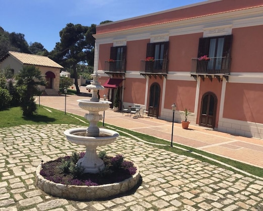 Gallery - Villa Giuliana Relais