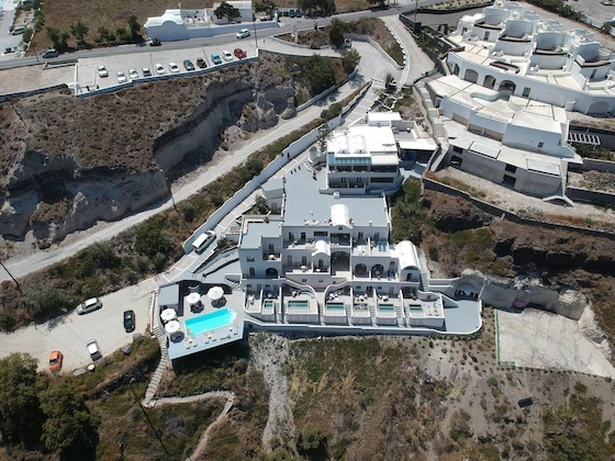 Gallery - Kokkinos Villas
