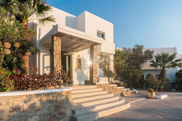 Gallery - Tharroe Of Mykonos