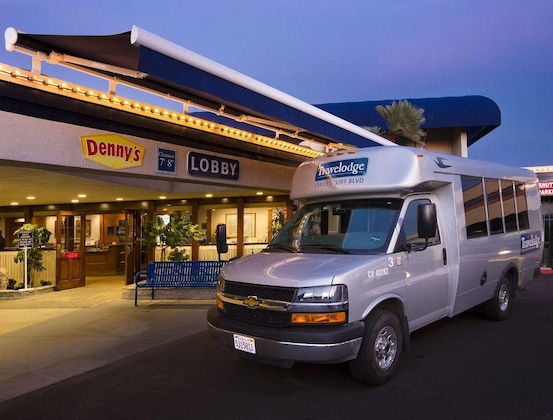 Gallery - Travelodge By Wyndham Lax Los Angeles Intl