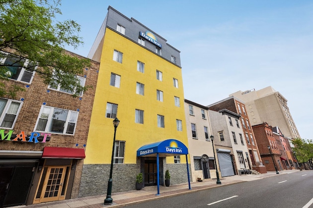 Gallery - Days Inn By Wyndham Philadelphia Convention Center