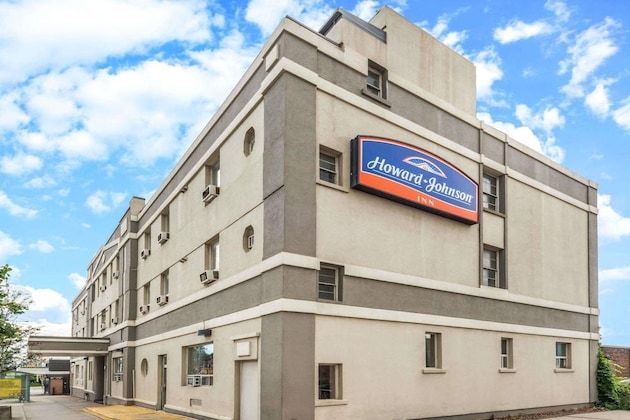 Gallery - Howard Johnson By Wyndham Toronto Downtown West