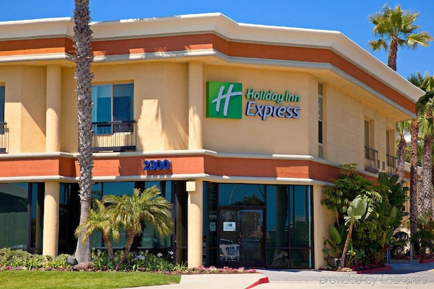 Gallery - Holiday Inn Express Newport Beach By Ihg