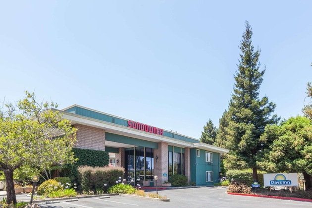 Gallery - Days Inn & Suites By Wyndham Sunnyvale