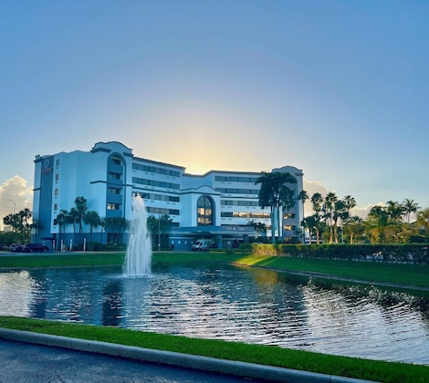 Gallery - Doubletree By Hilton West Palm Beach Airport