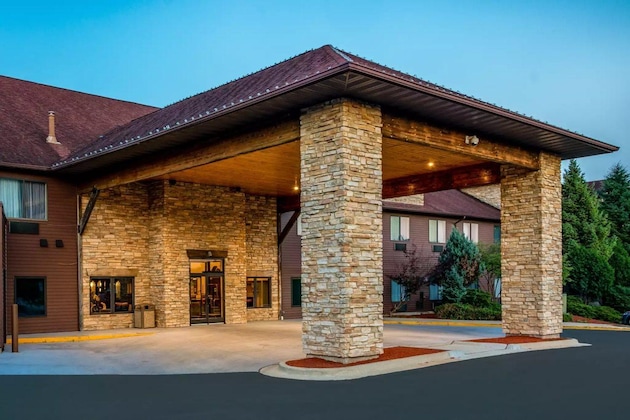 Gallery - Riverview Inn & Suites, Ascend Hotel Collection