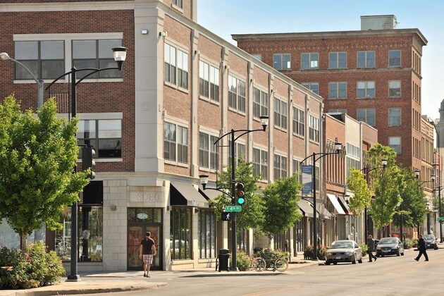 Gallery - Embassy Suites Des Moines On the River