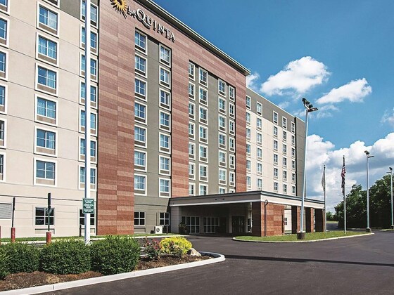 Gallery - La Quinta Inn & Suites by Wyndham Cincinnati Sharonville