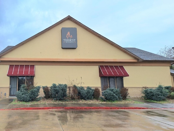 Gallery - Trident Inn & Suites