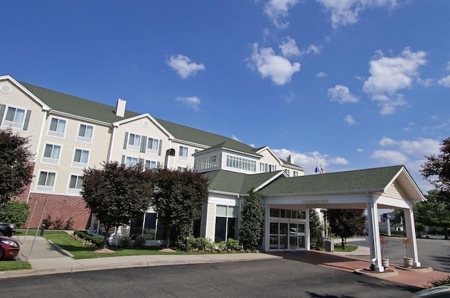 Gallery - Hilton Garden Inn Westbury