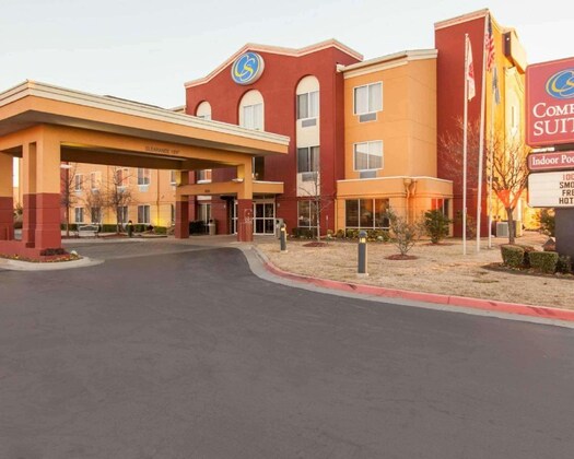 Gallery - Comfort Suites Central I-44