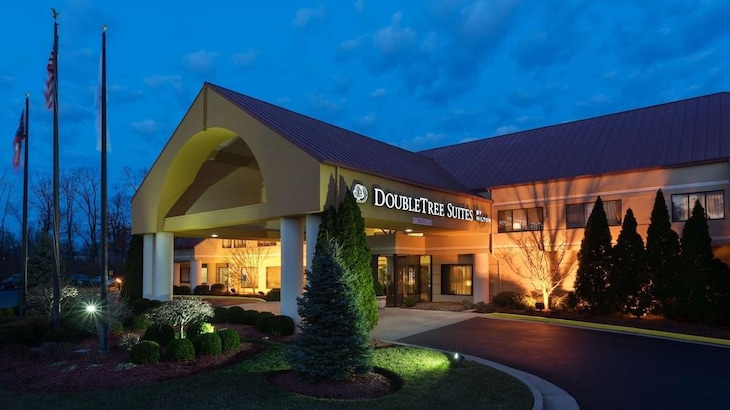 Gallery - DoubleTree Suites by Hilton Hotel Cincinnati - Blue Ash