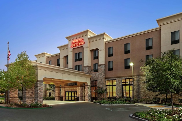 Gallery - Hampton Inn & Suites West Sacramento