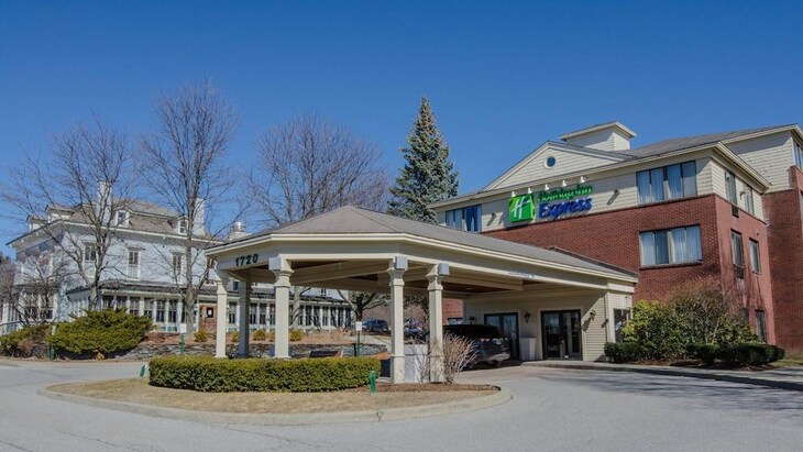 Gallery - Holiday Inn Express South Burlington, an IHG Hotel