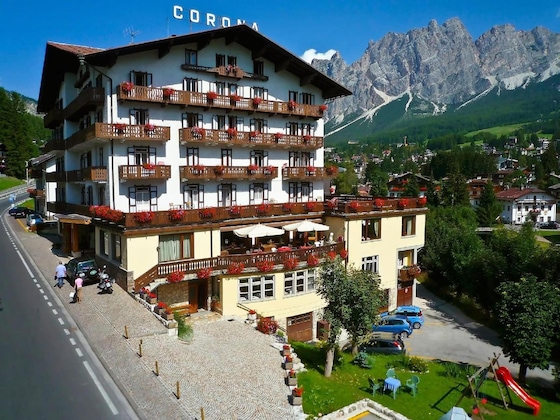 Gallery - Hotel Corona