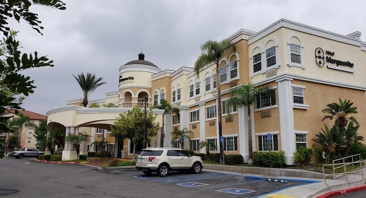 Gallery - Hotel Marguerite Anaheim Garden Grove, Trademark Collection By Wyndham