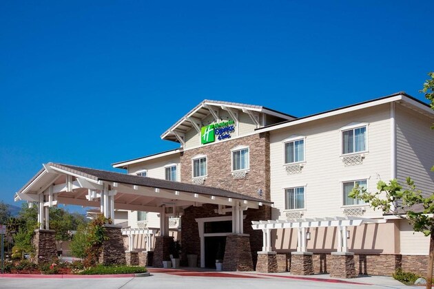 Gallery - Holiday Inn Express Hotel & Suites San Dimas, An Ihg Hotel