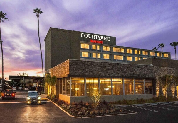 Gallery - Courtyard By Marriott Los Angeles Woodland Hills