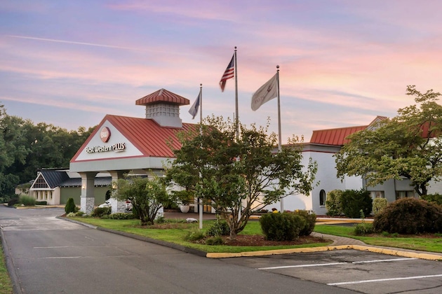 Gallery - Clarion Inn