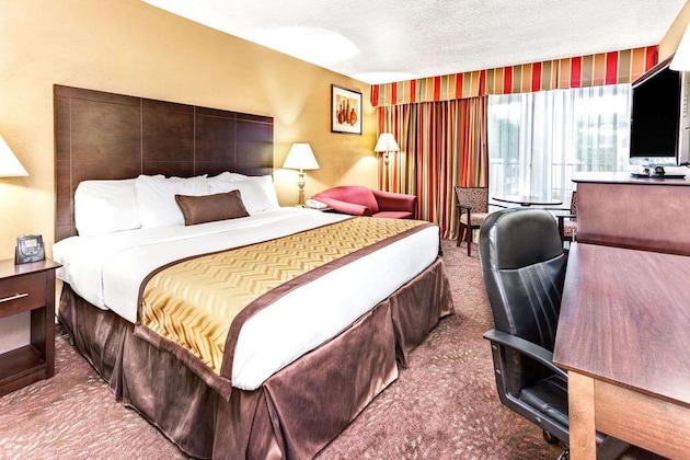 Gallery - Wyndham Garden Romulus Detroit Metro Airport