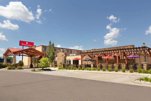 Gallery - Ramada By Wyndham Fargo