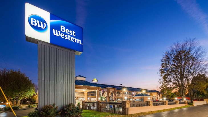 Gallery - Best Western Murfreesboro