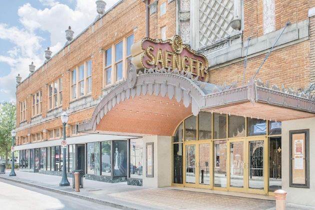 Gallery - Super 8 By Wyndham Mobile