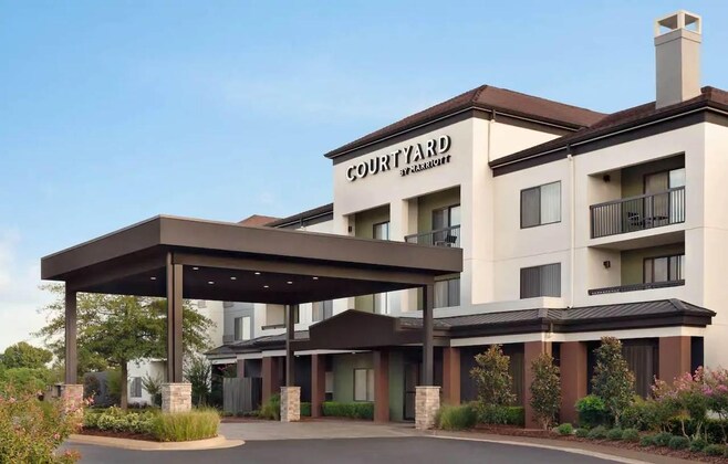 Gallery - Courtyard by Marriott Tulsa Central