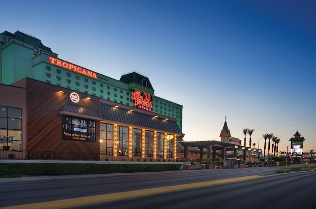 Gallery - Tropicana Laughlin - A Caesars Rewards Destination