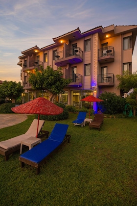Gallery - Golden Moon Hotel