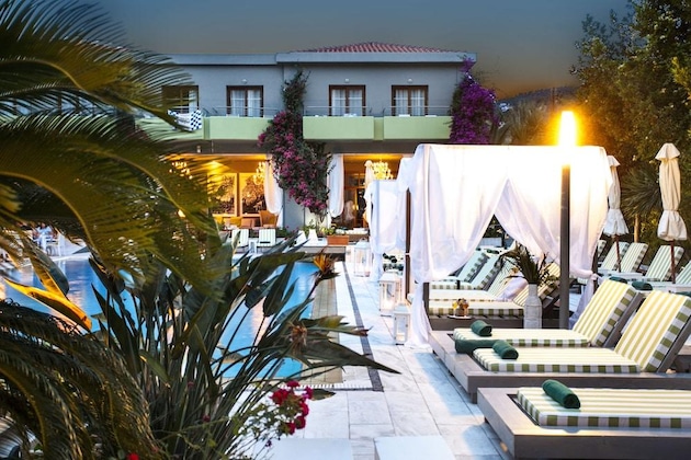 Gallery - La Piscine