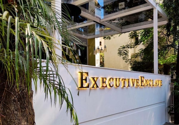 Gallery - Executive Enclave