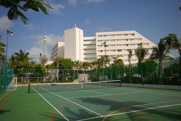 Gallery - Oasis Palm -  All Inclusive