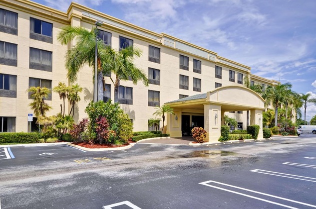 Gallery - Hampton Inn & Suites Boynton Beach