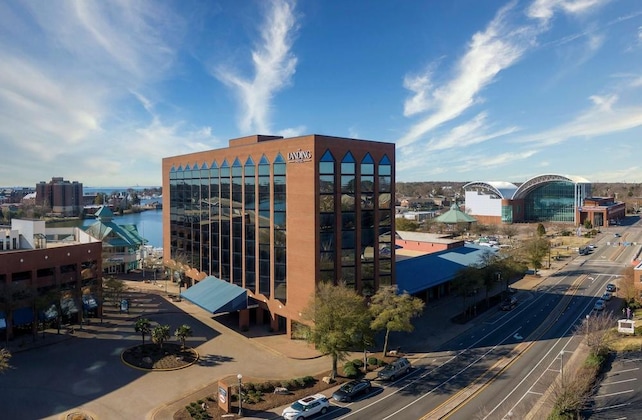 Gallery - The Landing At Hampton Marina, Tapestry Collection By Hilton