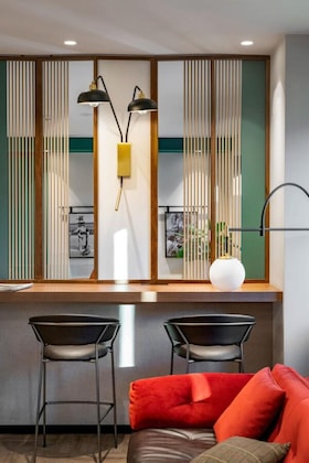 Gallery - Hotel Canada