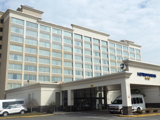 Gallery - Metro Points Hotel