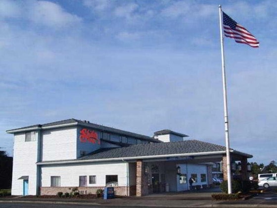 Gallery - Red Lion Inn & Suites Seaside