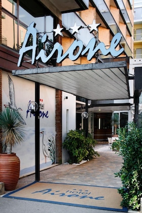 Gallery - Hotel Airone
