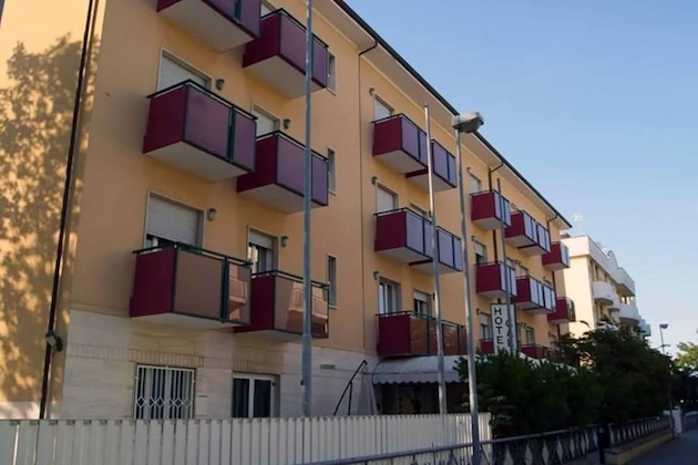 Gallery - Hotel Aron