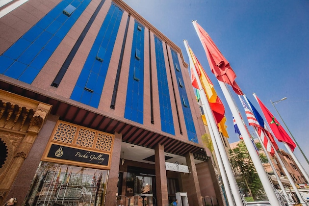 Gallery - Almas Hotel
