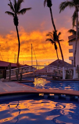 Gallery - The Westmarine Waterfront Hotel