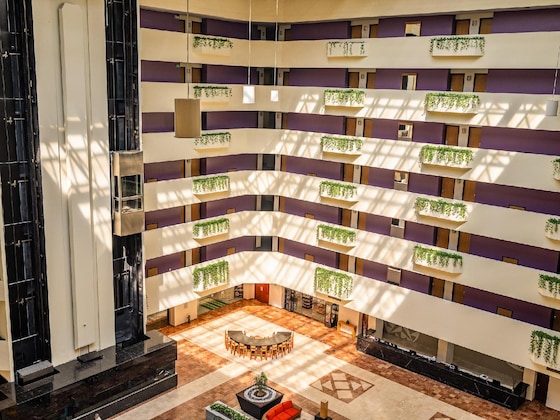 Gallery - Galería Plaza Veracruz By Brisas