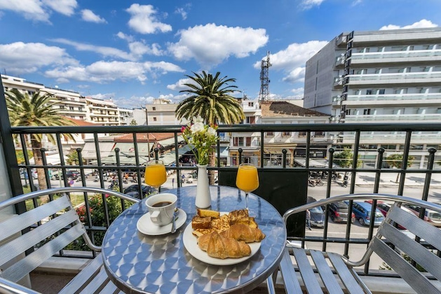 Gallery - Lakonia Hotel