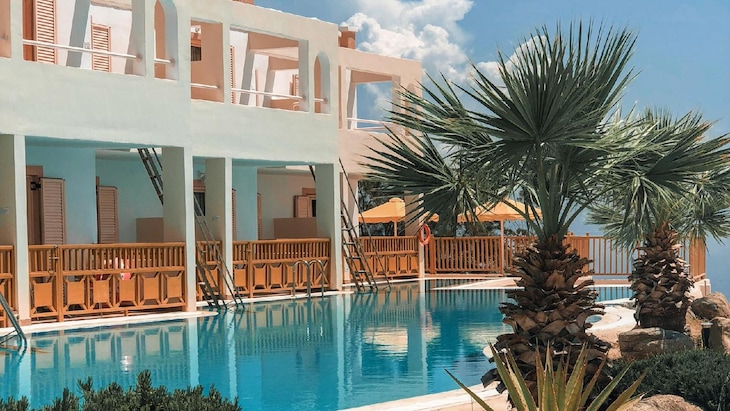 Gallery - Canvas By Mitsis Family Village